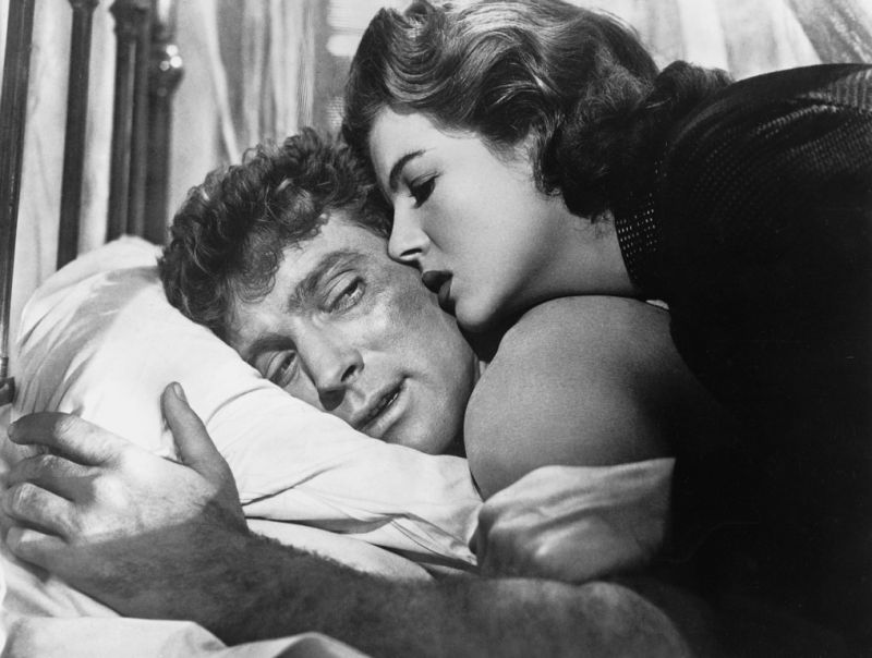 corinne calvet b40