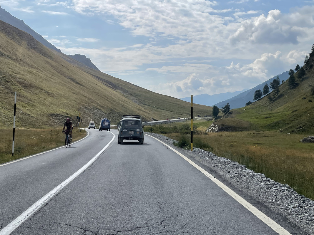 D983DEE2-4337-4AC8-98F8-457EE6C29237