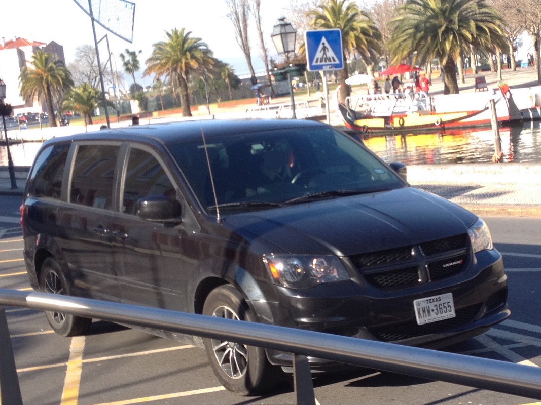 IMG-3186-dodge-grand-caravan-rt-mk5-facelift.jpg