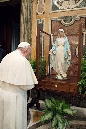 Papa-e-Madonna-della-Medaglia-Miracolosa dans Coronavirus
