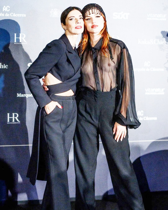 imgonline-com-ua-Osvetlenie-zhdPEl3kE57Iv86