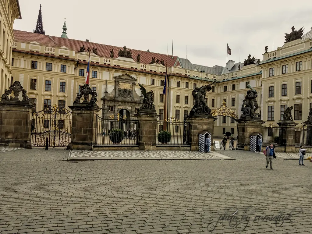 P70617-095146