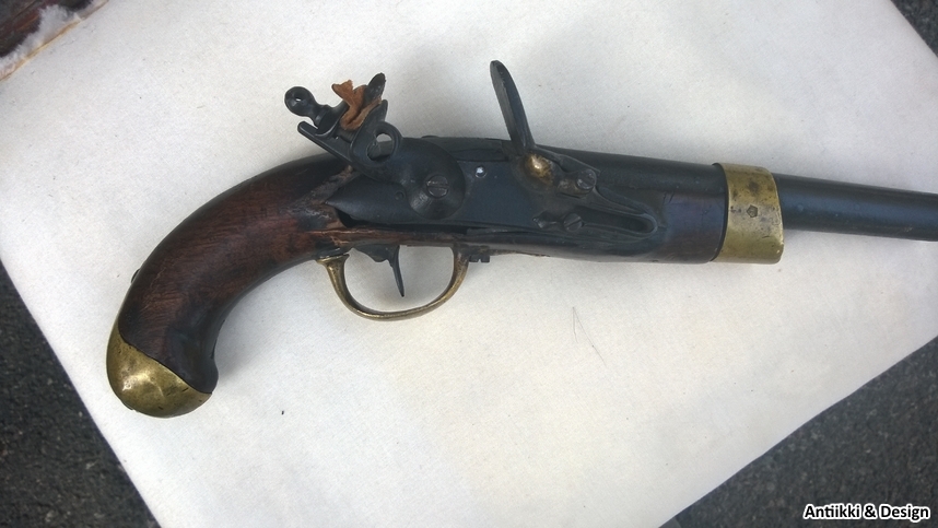 piilukkopistooli-4011_841a4ac2323ca0c9_858X617_b