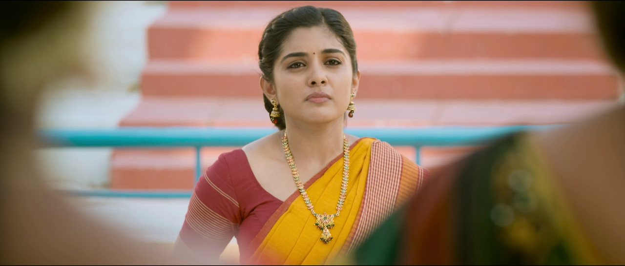 Nivetha Thomas- [SNASP] Busty ASS & Navel Sip scene -Ninnu Kori  (28)