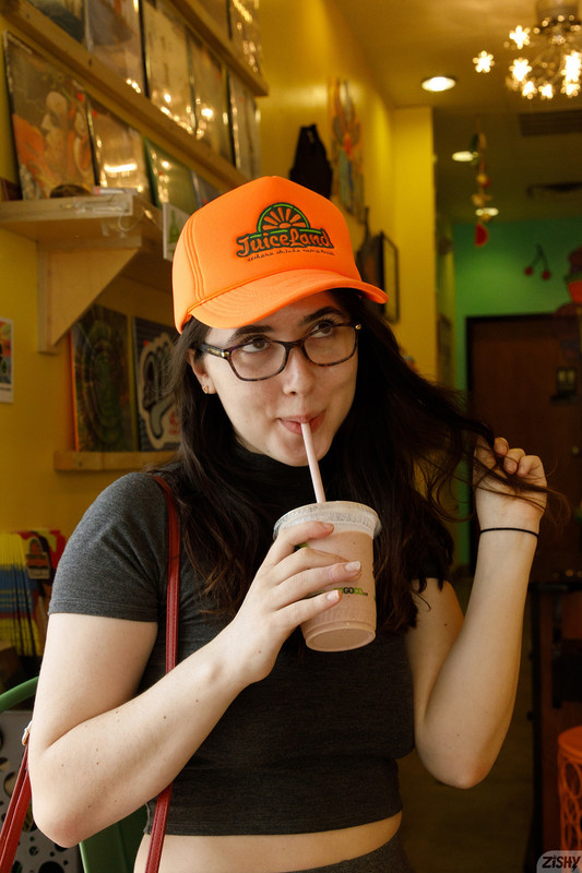 full_017_1313030145132934