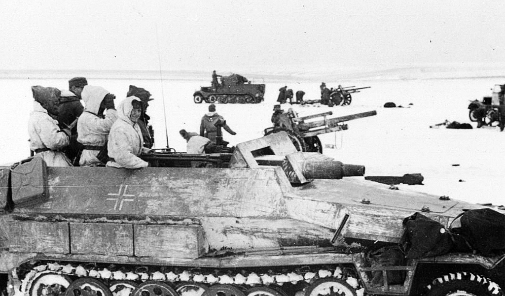 Fuerzas del 1er Cuerpo Panzer de la Leibstandarte SS durante el sitio de Kharkov, invierno de 1943