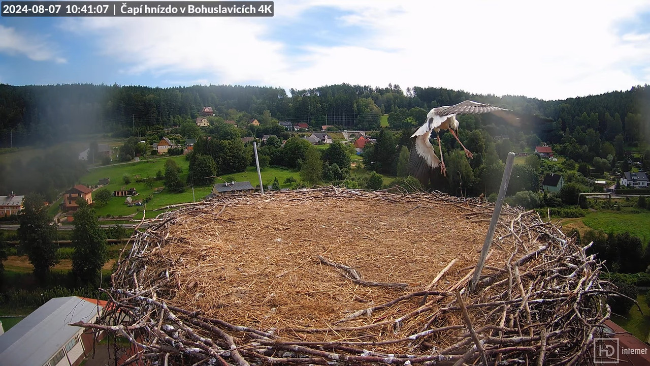 Tiešraidē no uzņēmuma KARA stārķa skursteņa Bohuslavicē pie Trutnovas 13-6-12 screenshot