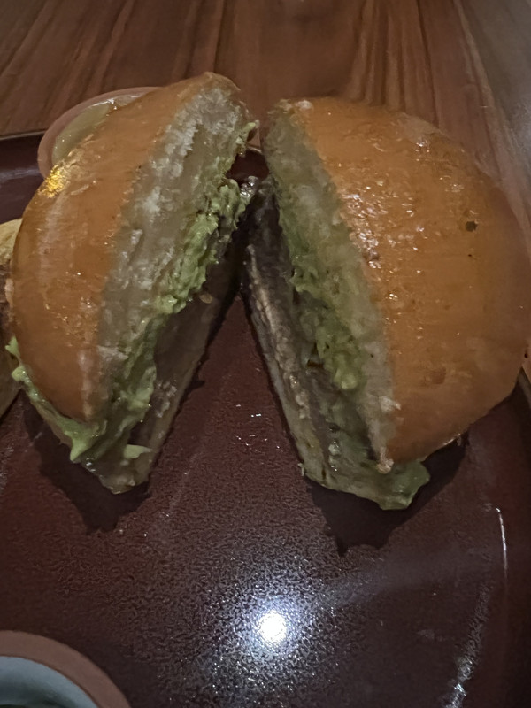 0A79E0EF-A6ED-4ABE-AE1D-4319CF75F635