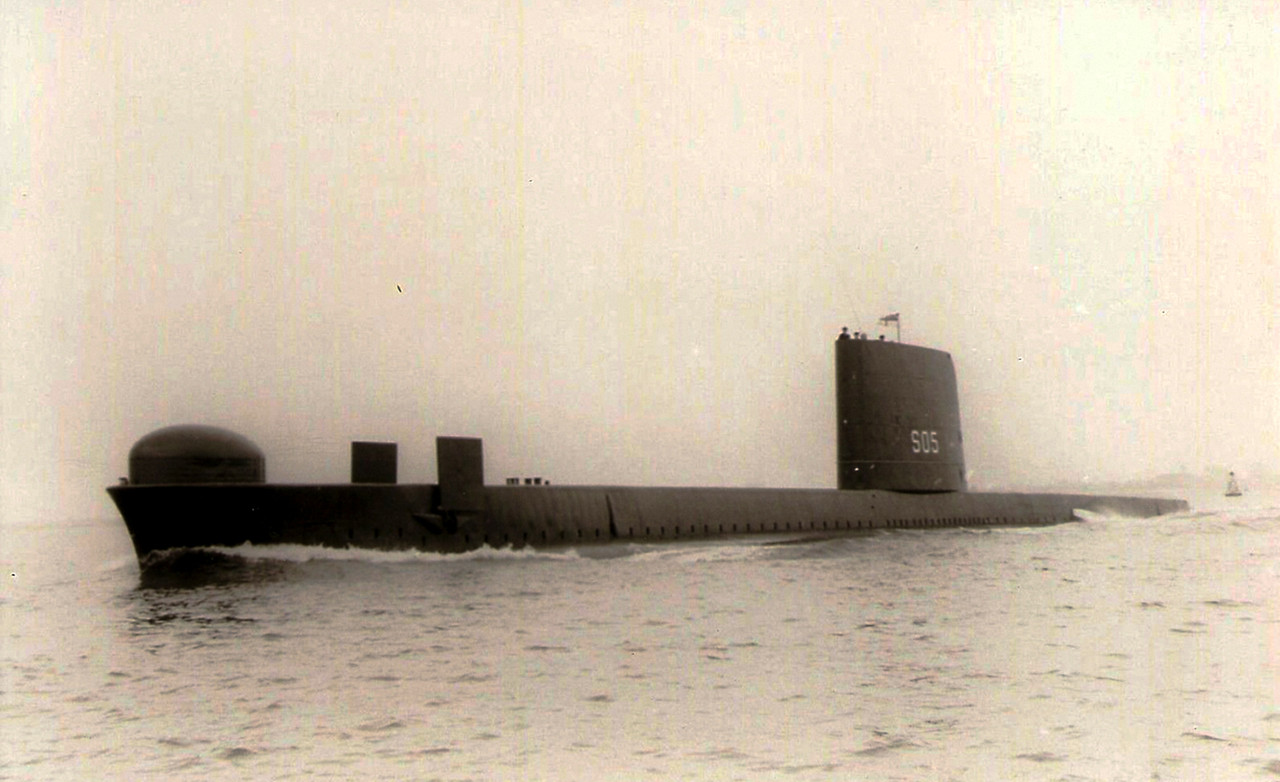 HMS Finwhale (S.05)-4