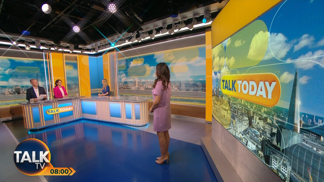 10.04 - 06.00.01 - Talk Today with Jeremy Kyle and Nicola Thorp. Jere...(1).ts_snapshot_00.30.57.125