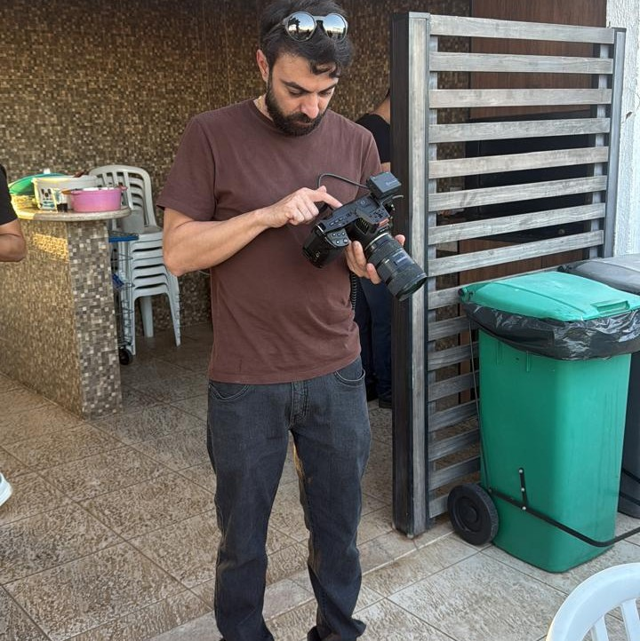 Foto de um cliente satisfeito