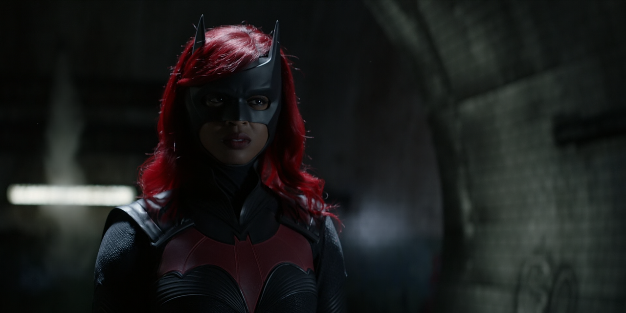 Batwoman.S02E01.Whatever.Happened.to.Kate.Kane.1080p.10bit.AMZN.WEB-DL.DDP5.1.HEVC-Vyndros.mkv_snaps