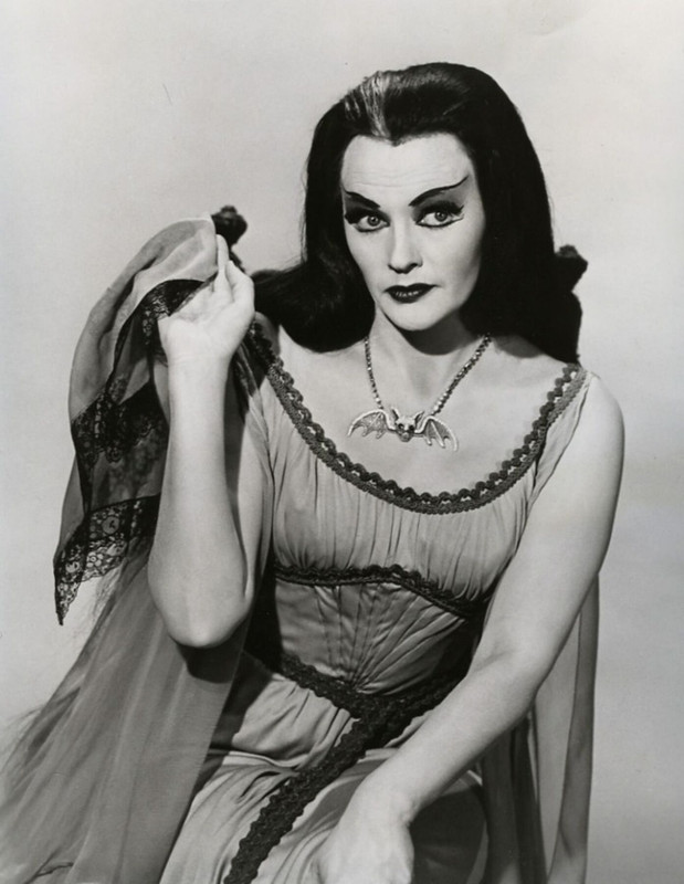 Yvonne_De_Carlo_d06