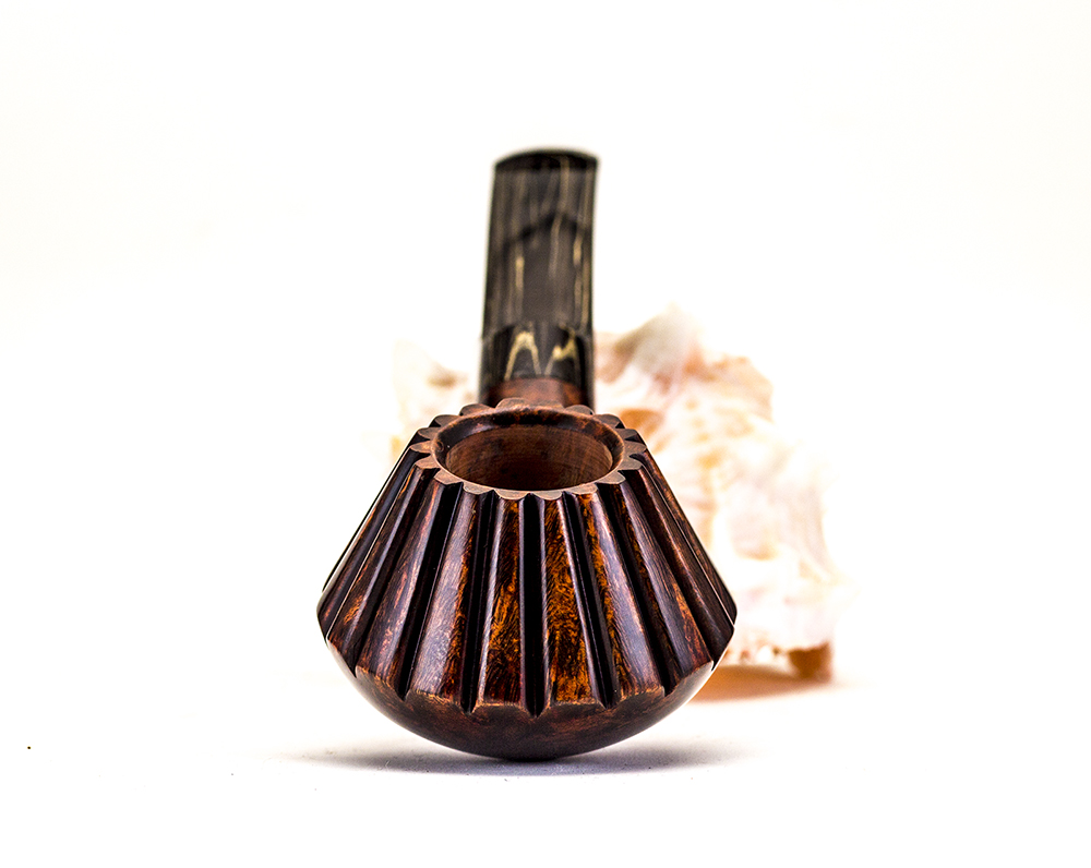 Pipe 9122. Rhodesian pipe. Pipe Smokers Den