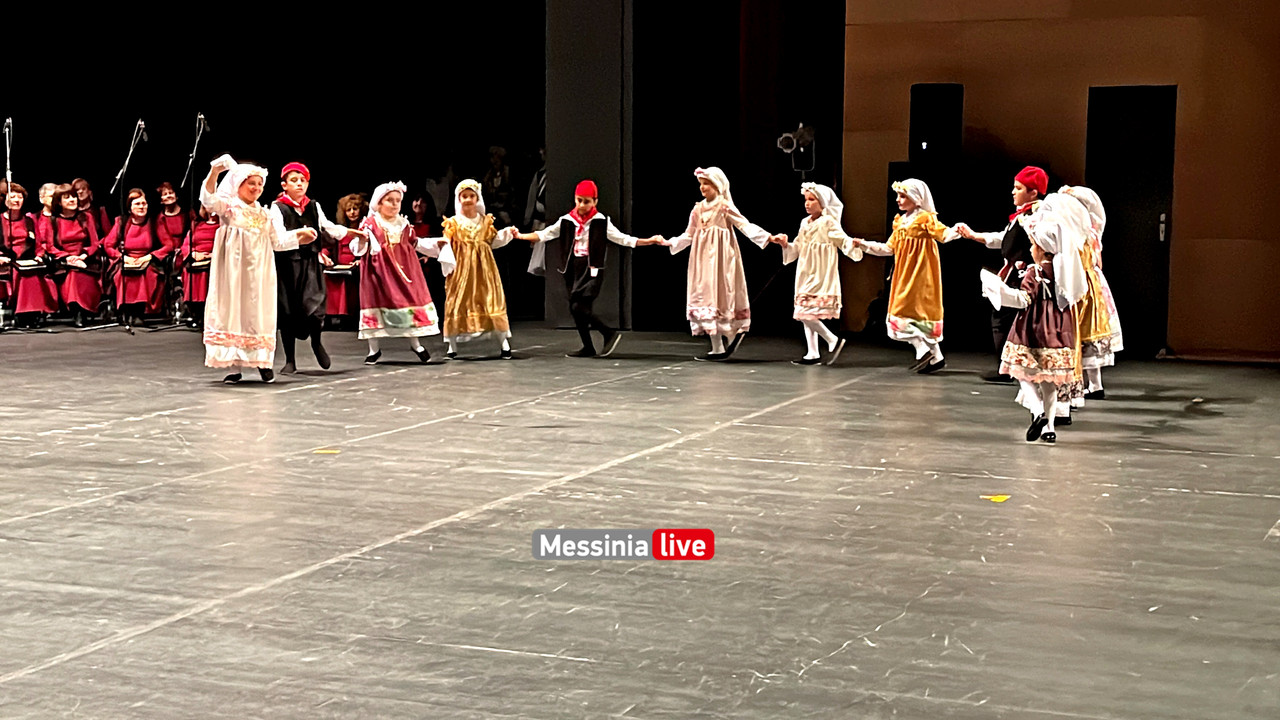 φιλοιimage00008