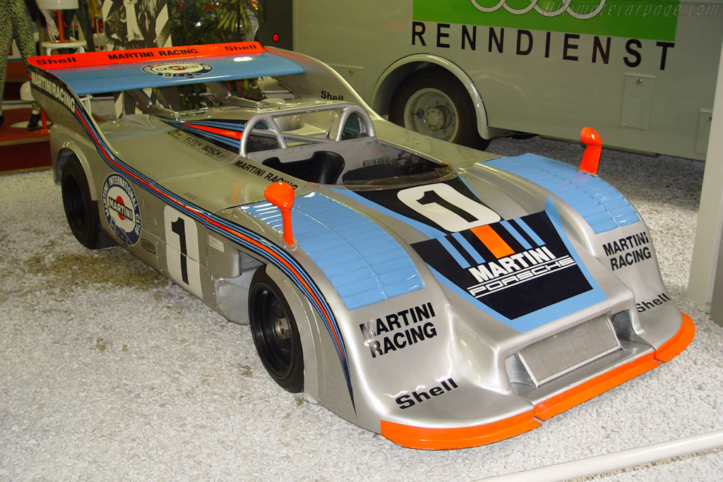 Porsche-917-30-Chassis-01.jpg