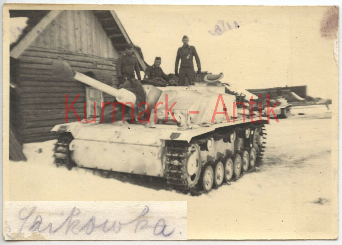 Foto Wehrmacht Panzer Sturmgeschütz Stug Russland Winter camo TARN