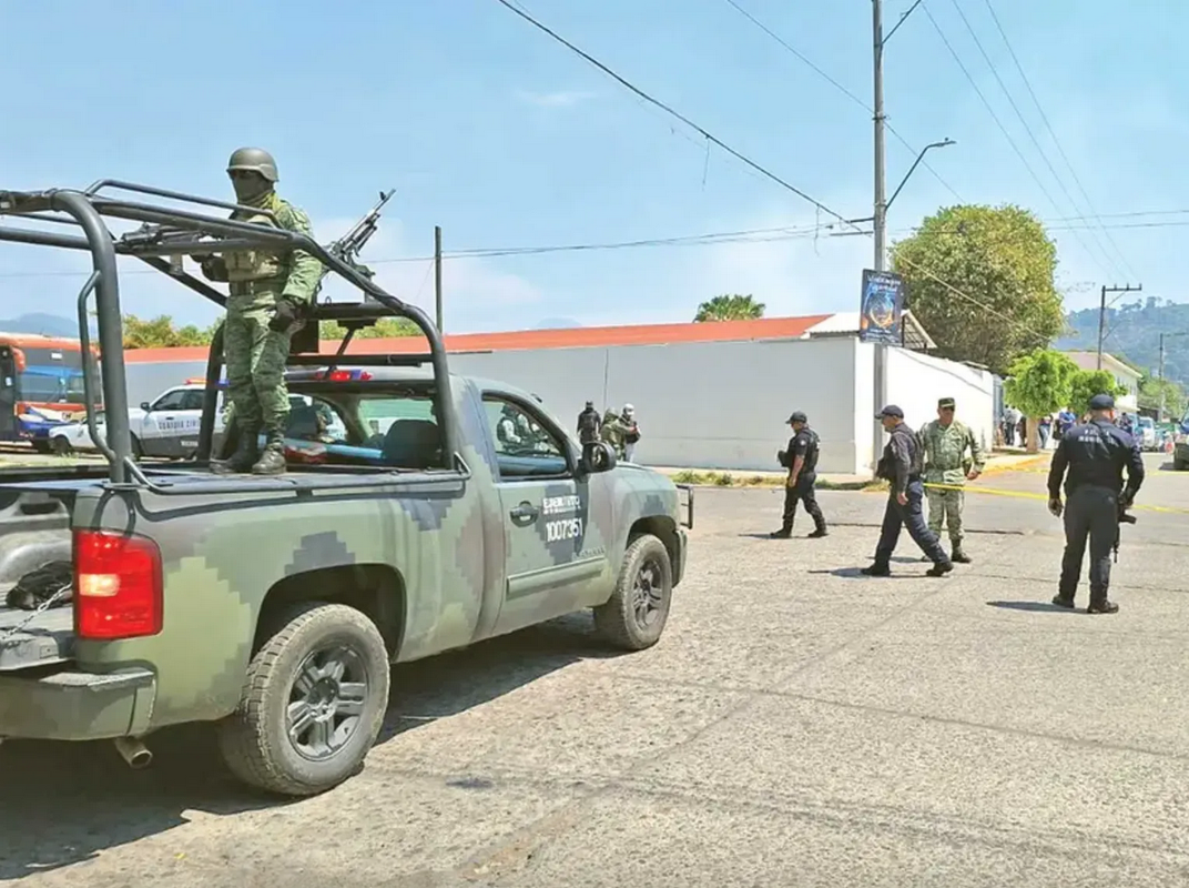 Habitantes de Michoacán acusan que CJNG usa bombas químicas en drones