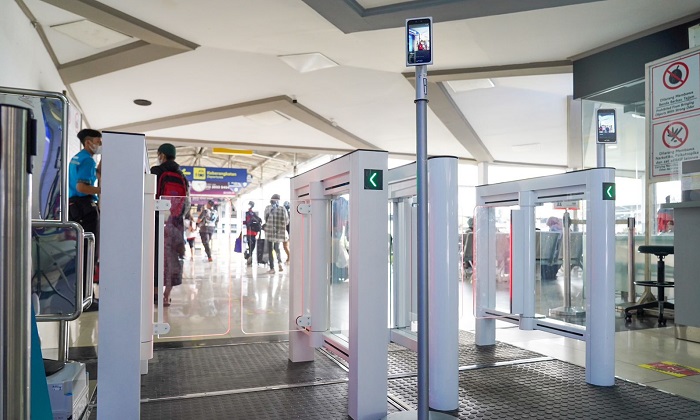 Hadirnya fasilitas Face Recognition Boarding Gate bertujuan untuk mempermudah pelanggan KA Jarak Jauh yang ingin naik kereta api.