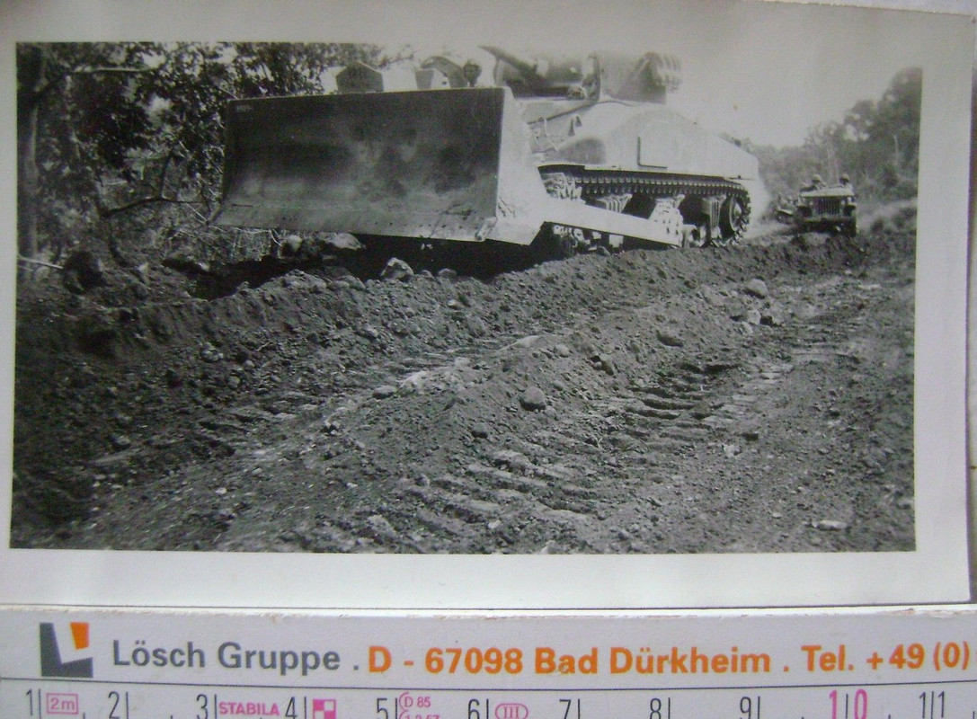 Sherman Panzer Tank mit Räumschild Bulldozer, US