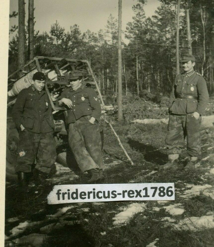 Foto 2 Endkampf Ostpreußen 1945 Raketenwerfer Schweres Wurfgerät in Stellung