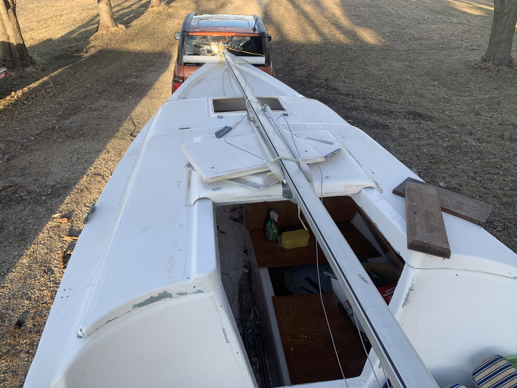 B762C4B6-99A2-43C8-8411-535AED79BE91