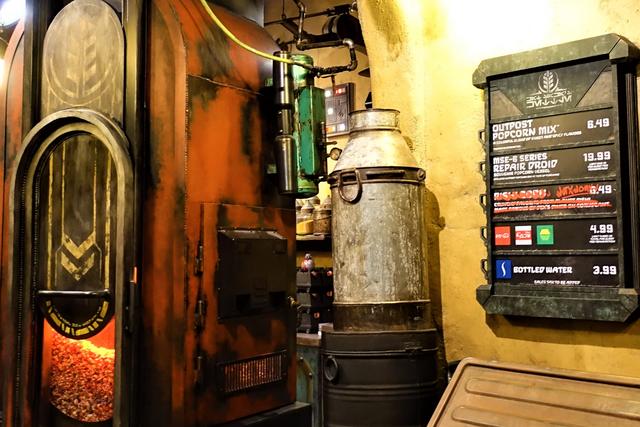 RESTAURANTES Y SNACKS EN BLACK SPIRE OUTPOST - DISNEYLAND ~ STAR WARS: GALAXY'S EDGE, LA GUIA (4)