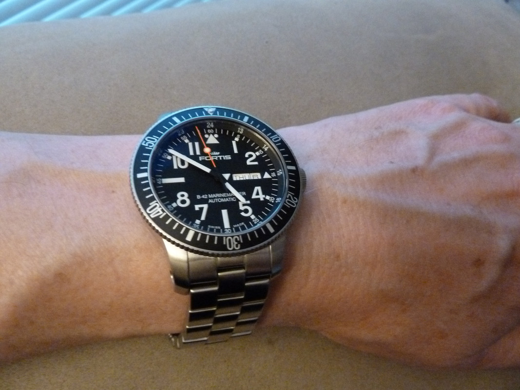 FORTIS MARINEMASTER WRIST SHOTS (1)