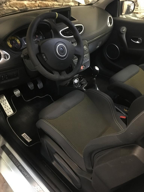 21C04749-696B-47EA-BC7B-665A7D09B0D4