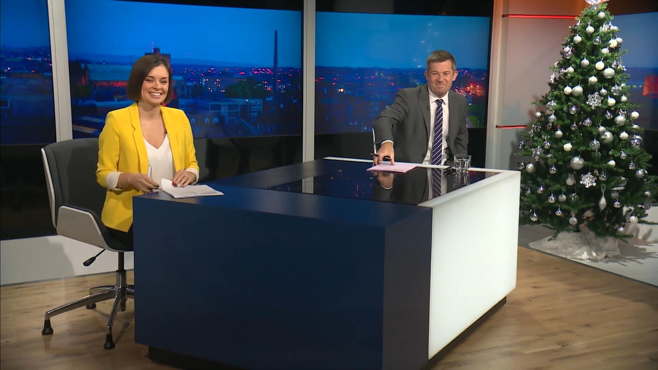 12.14 - 18.00.00 - Itv News Granada Reports. The Latest News And Weat...-1.m4v_snapshot_33.26_[2020.