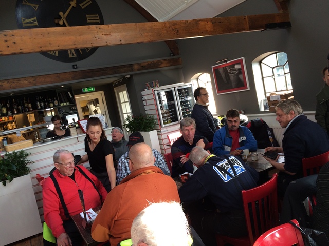 Foto 22-10-16 13 27 59