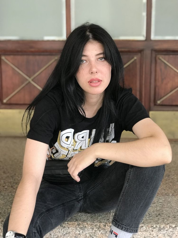 E1E4E709-EF57-4E69-90D0-D2B1F57597F5