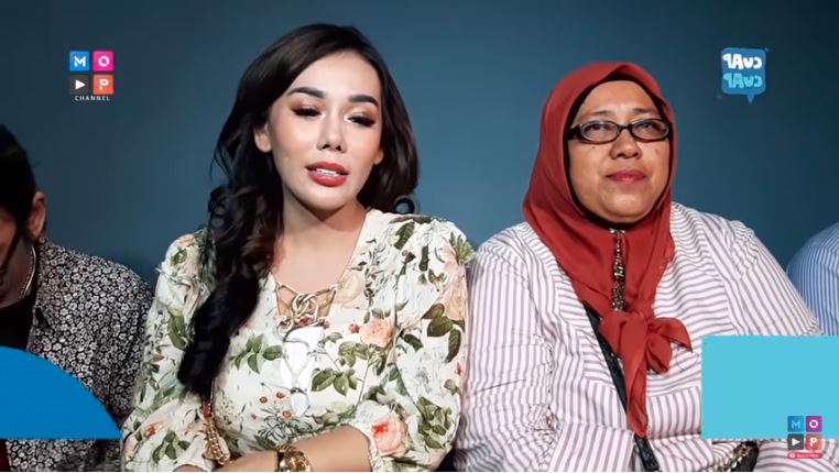 Bebby Fey dan Ibunda