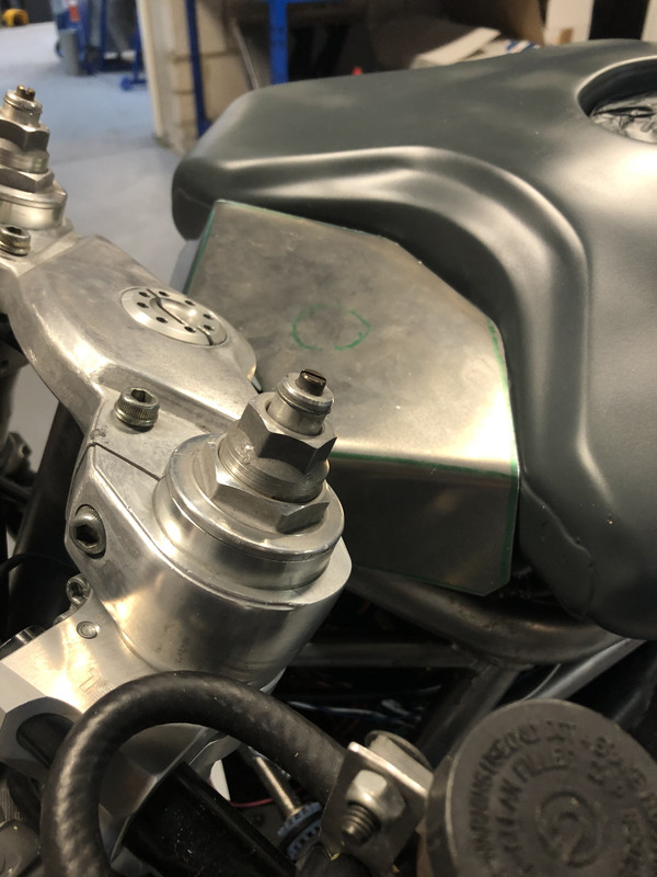 123867F1-BDF1-45C5-8548-0020BA37EFAC