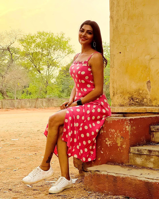 0-CCE3-B82-ED08-413-B-8-D68-D68-FC6-B904