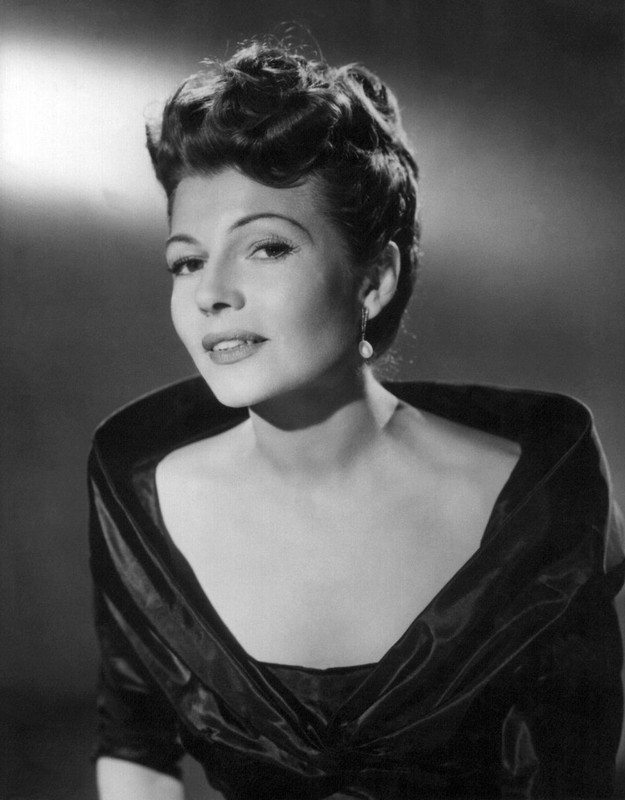 rita_hayworth_e22