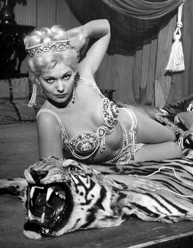 kim_novak_105