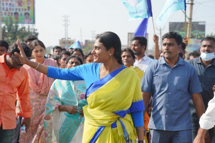 షర్మిల పాదయాత్రకు షరతులతో అనుమతి షర్మిల పాదయాత్రకు షరతులతో అనుమతి