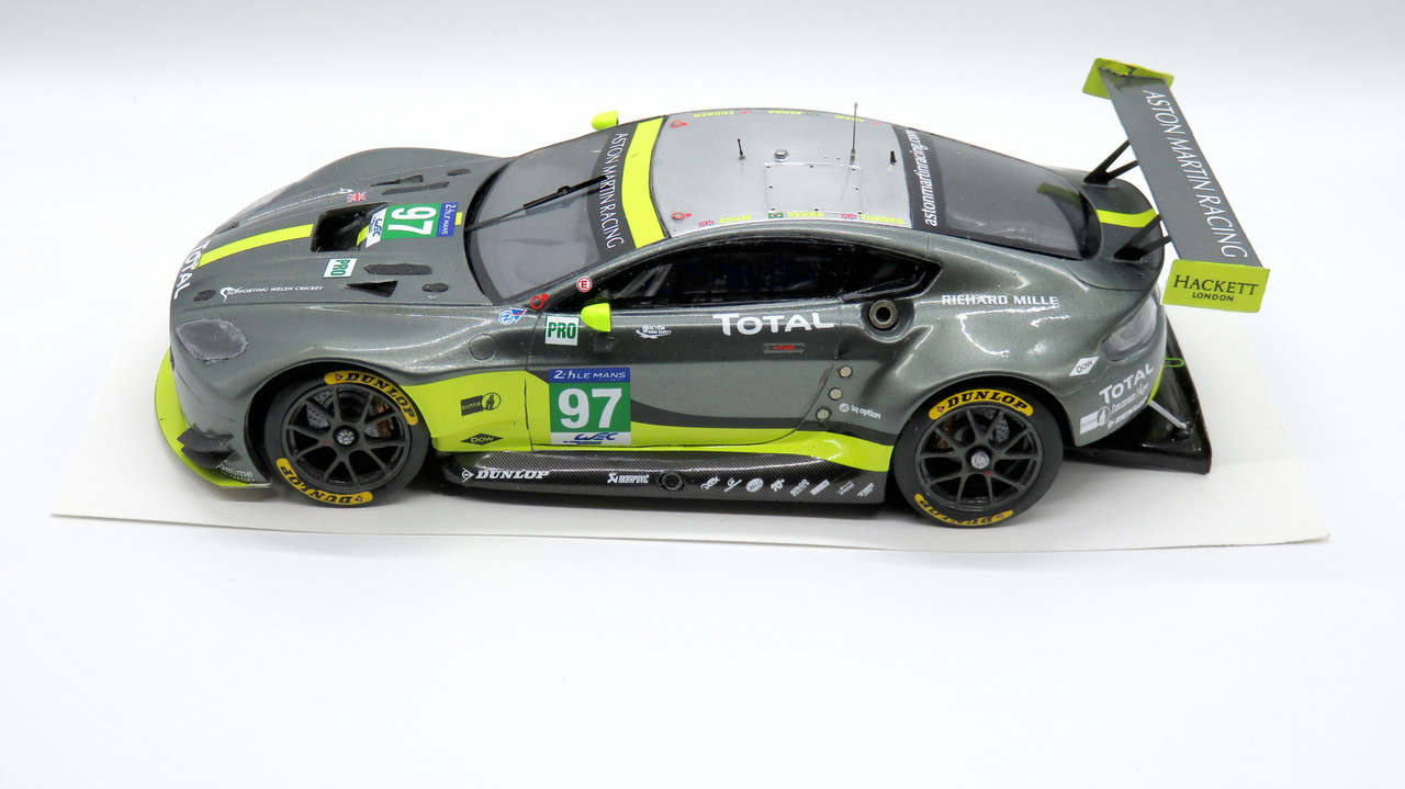 Profil 1/24 Aston Martin V8 Vantage GT IMG-2029