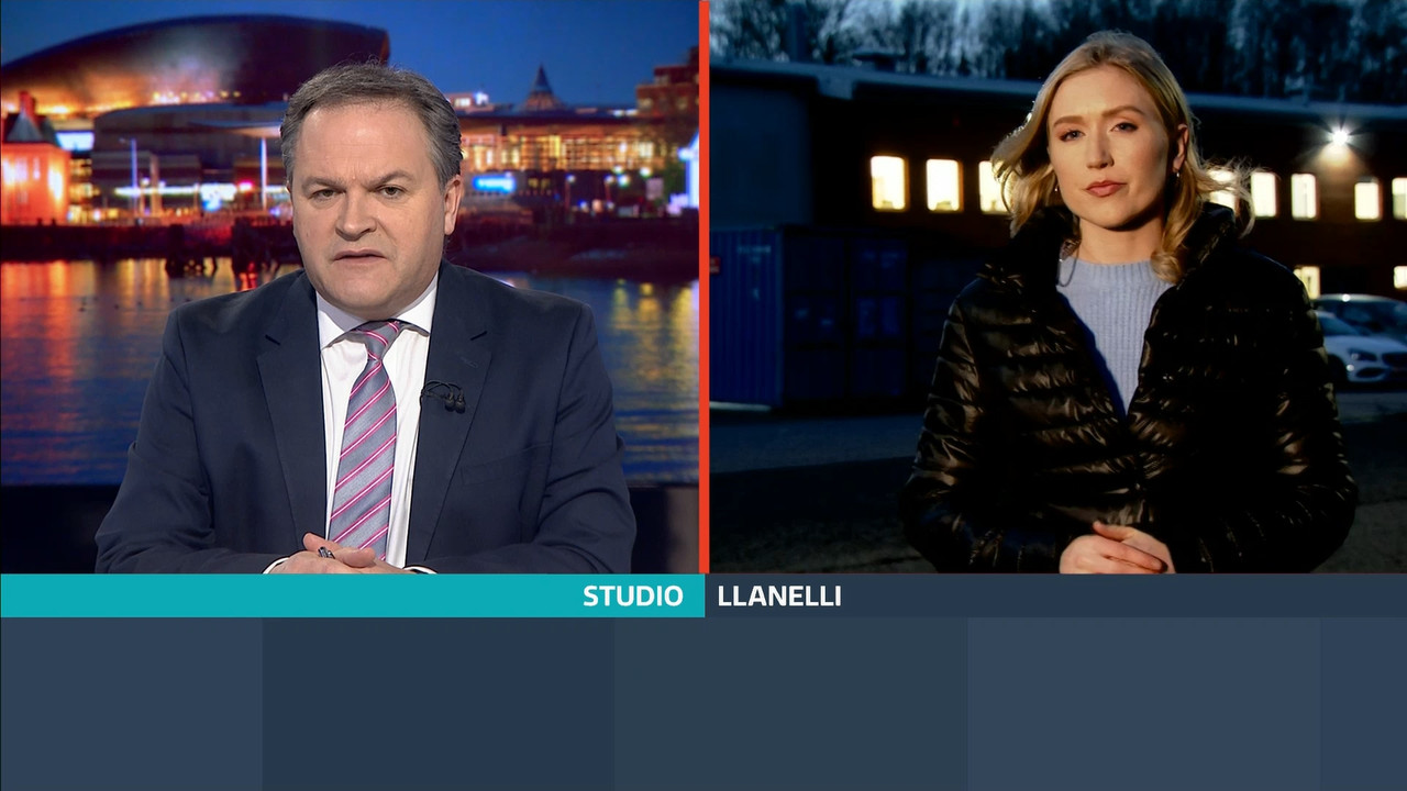 02.18 - 18.00.00 - ITV News Wales at 6. A round-up of all the latest ....ts_snapshot_10.21.166
