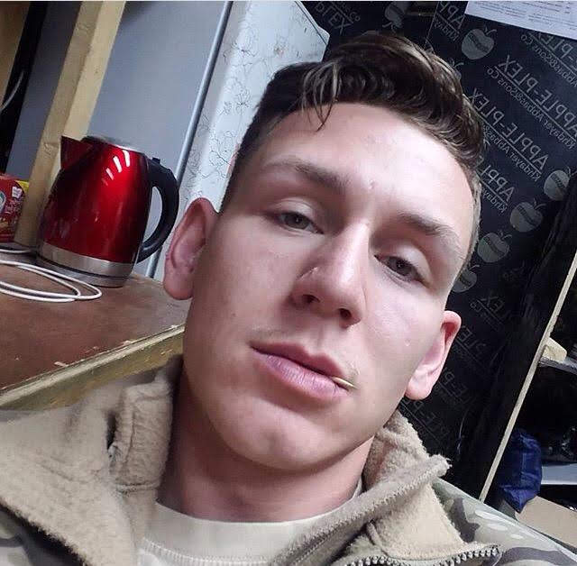 F0D31EFB-133F-47E3-B81C-13491BF32396