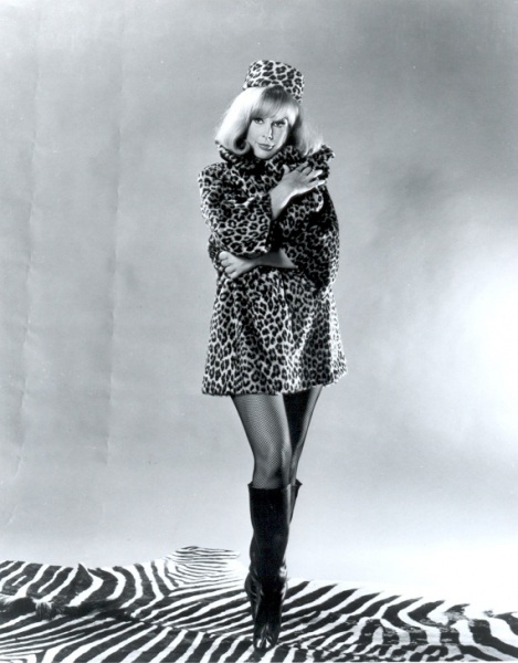 Barbara_Eden_b58