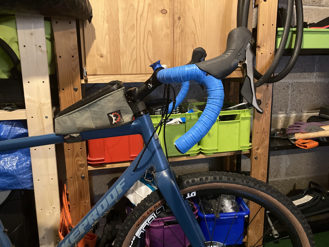 Angle of gravel bars and brake hoods help please Singletrack World