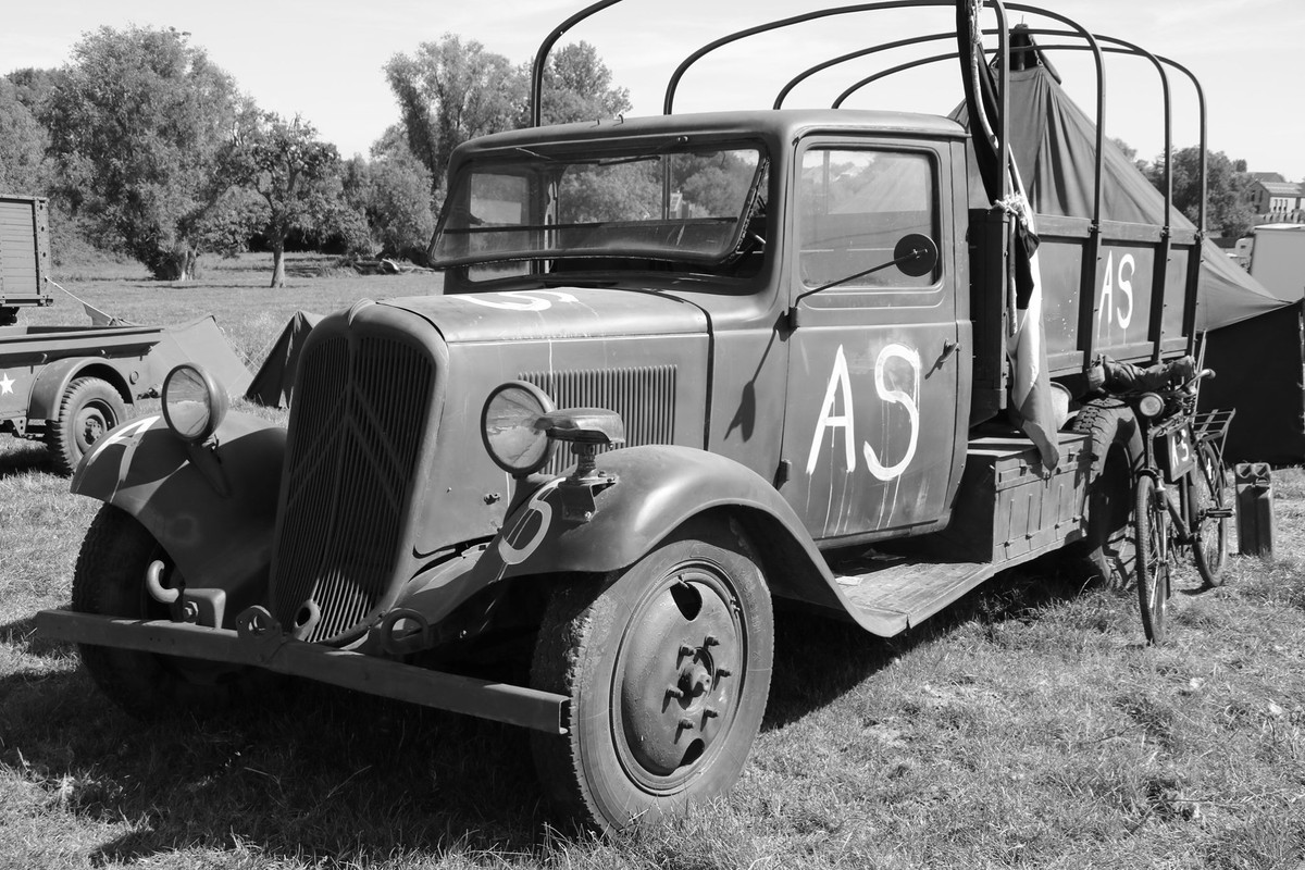 70A7F910-38D9-4078-8870-99EFA6CDEEE3