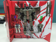 Netflix-Decepticon-Sparkless-Seeker-5