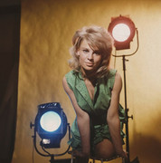 Julie-Christie-d70