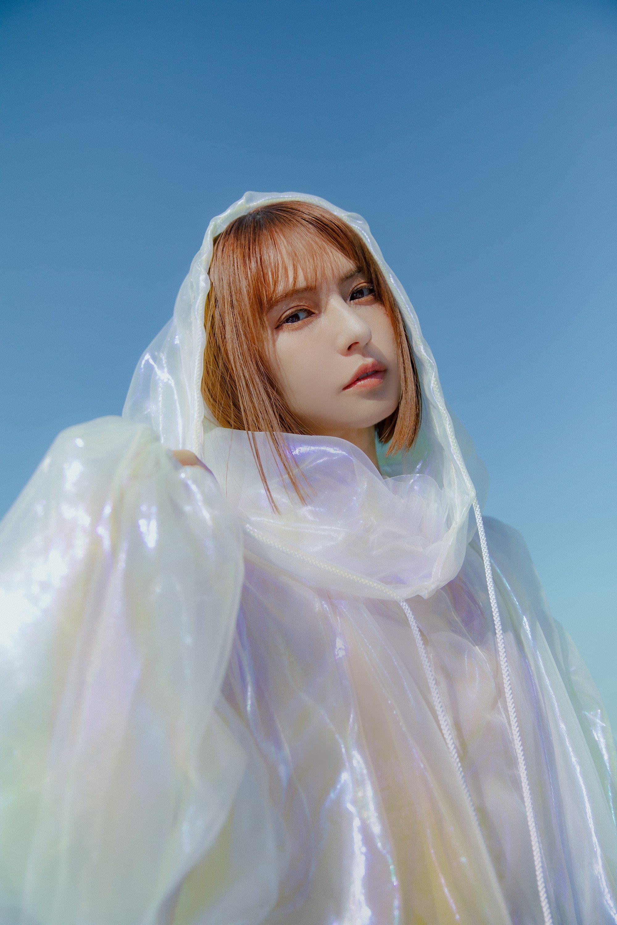 LUMINOUS