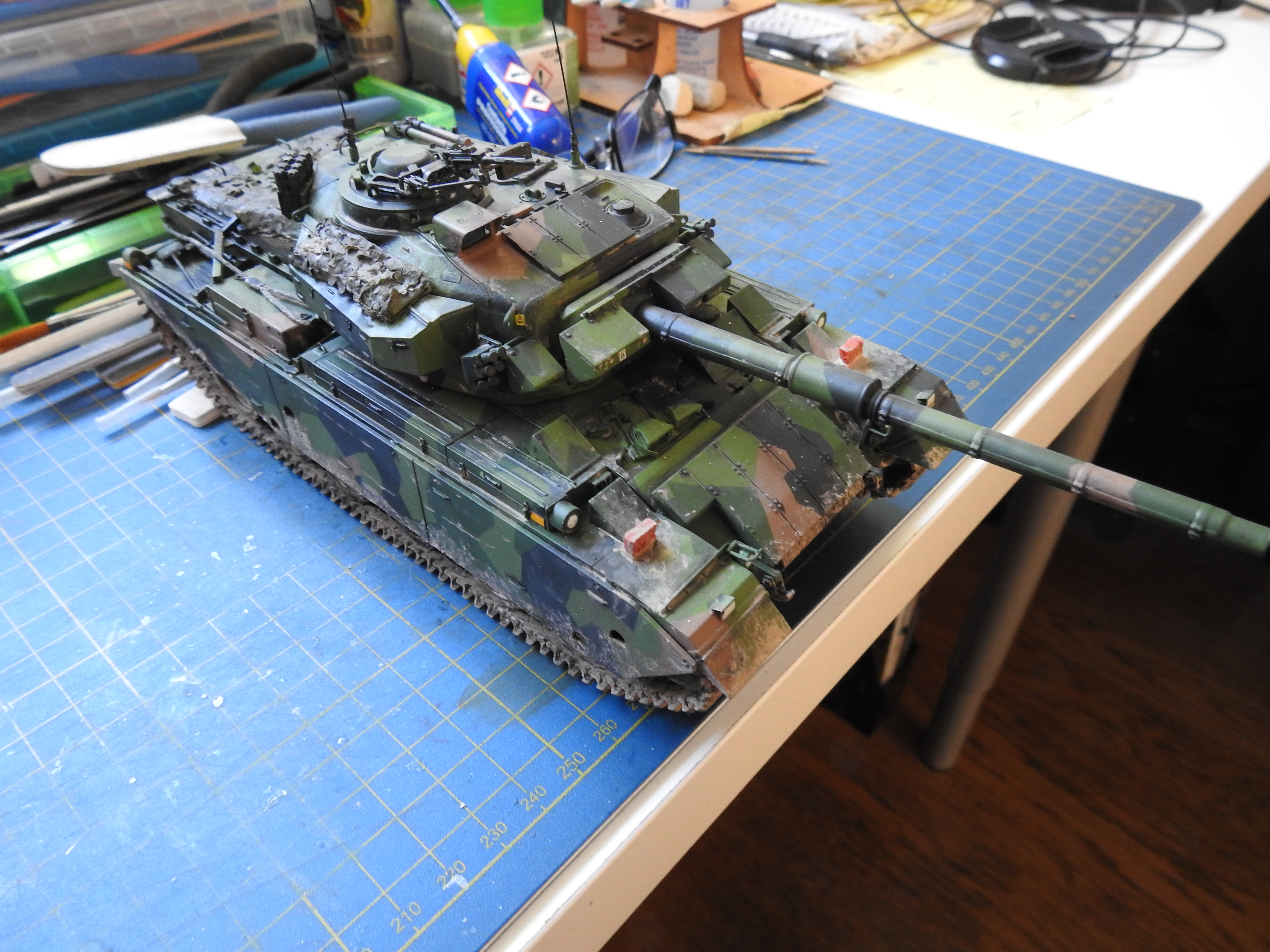 Strv 104 Centurion, Amusing Hobby, 1/35 DSCN0229