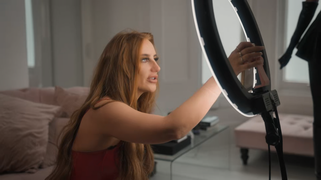 [Image: 033iegmxukq2.png]