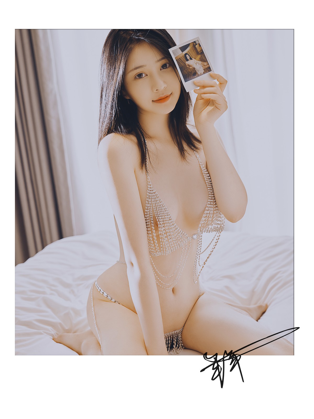 年年nnian 宝丽来风格少女写真 复古胶片感图集插图7